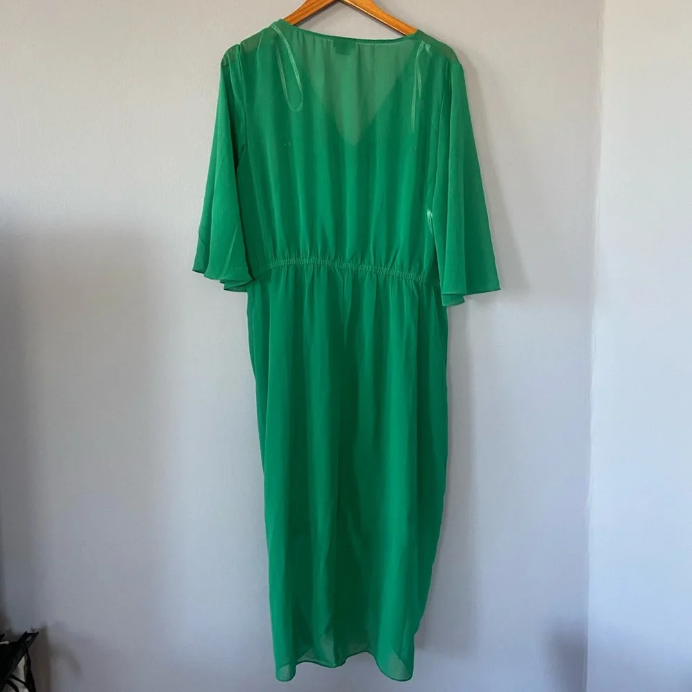 🛑SOLD City Chic Green Cinched Drawn Up Dress - Picture 8 of 11